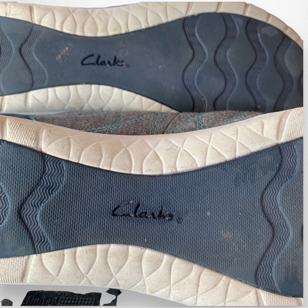 Women’s Clarks Sneakers 11 Grey Blue Slip On Skechers Air Cooled Goga Mat Insole - Picture 8 of 9